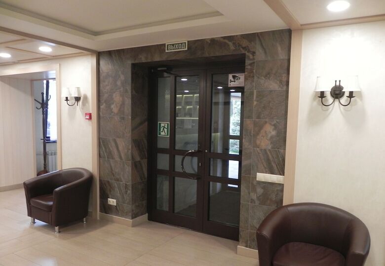 Izumrud Hotel
