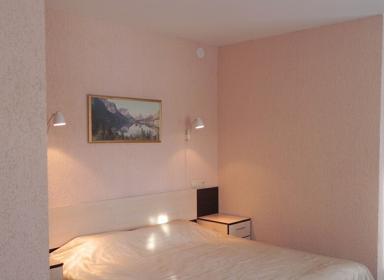 Izumrud Hotel