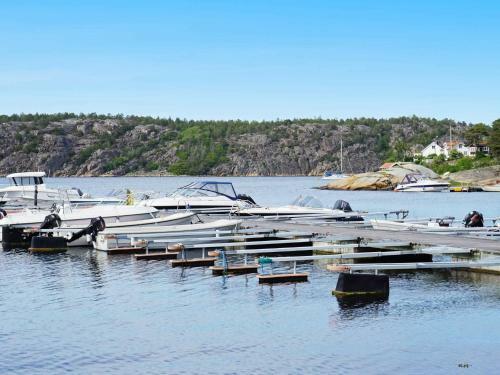 One-bedroom Holiday Home In Str�mstad 2