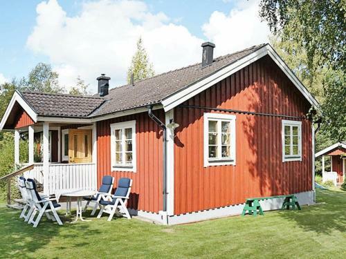 Two-bedroom Holiday Home In Motala 2