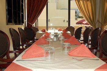Hotel De La Corniche
