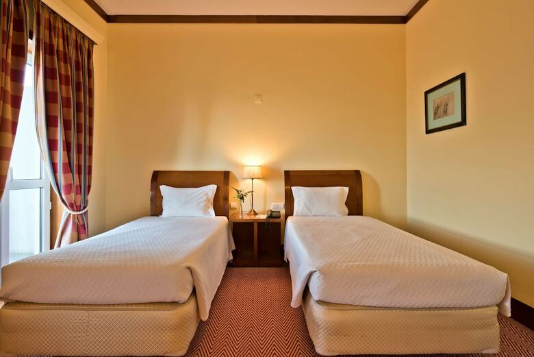 Golden Tulip Caramulo Hotel