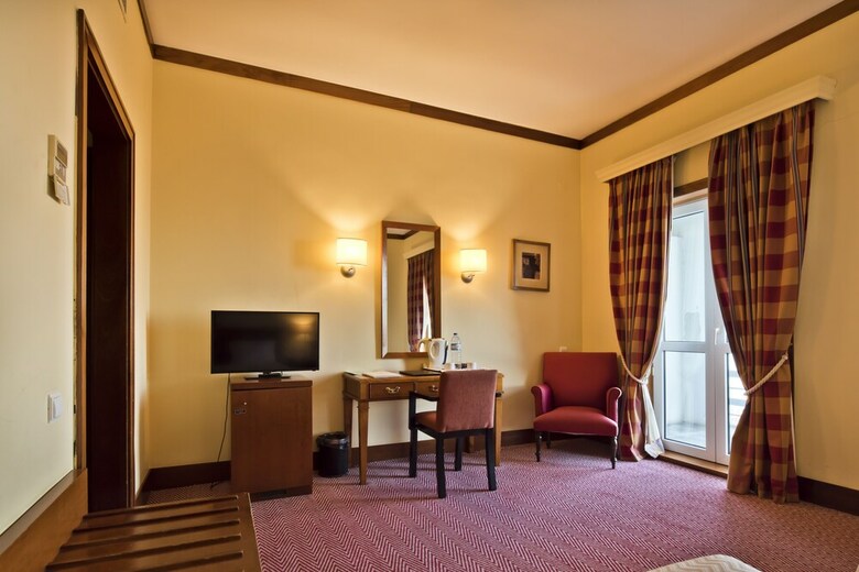 Golden Tulip Caramulo Hotel
