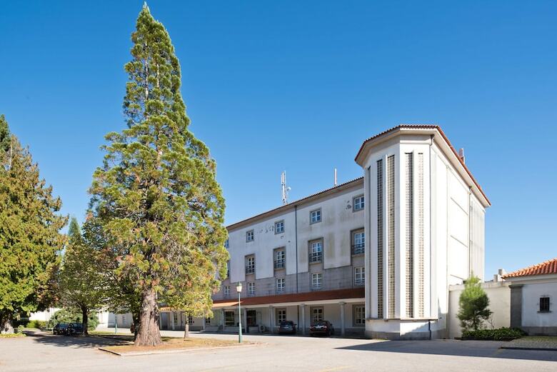 Golden Tulip Caramulo Hotel