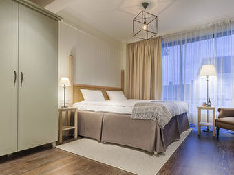 Hotel Bishops Arms Pite�