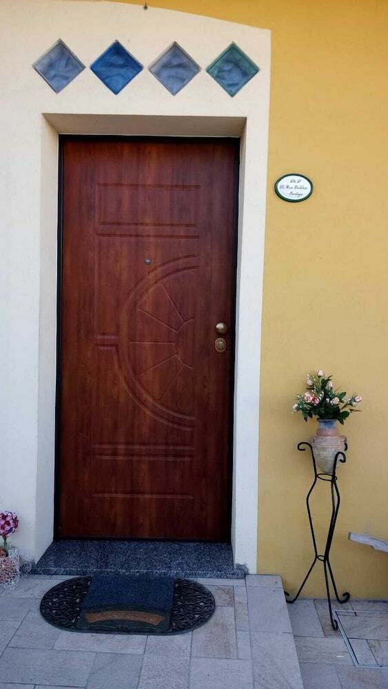 Bed & Breakfast La Rosa Dei Venti Sardinya