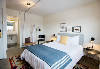 Hotel Corktown Inn