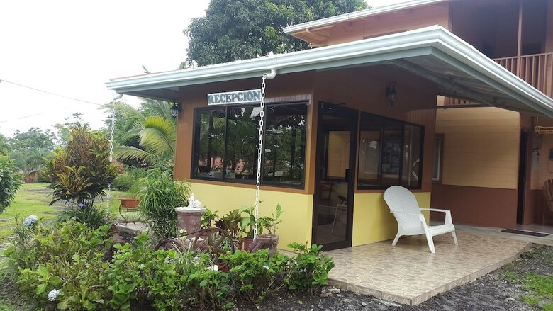 Loma Real Hotel & Hotsprings