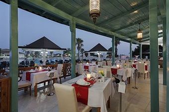 Hotel Euphoria Palm Beach Resort