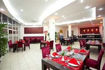 Hotel Euphoria Palm Beach Resort