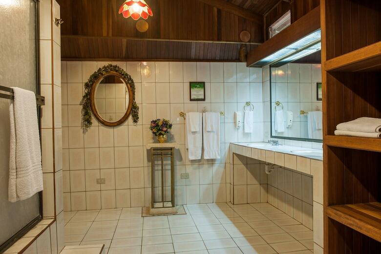 Hotel Arenal Lodge