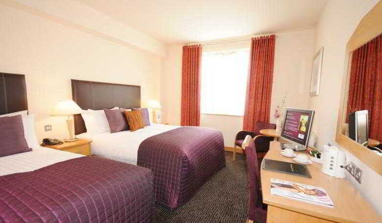 Hotel Galway Harbour