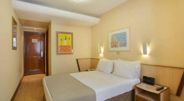 Hotel Windsor Plaza