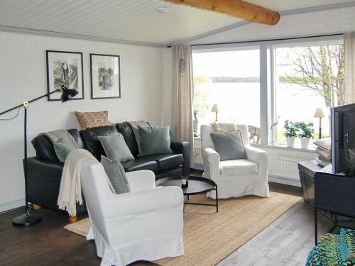 Two-bedroom Holiday Home In S�rsj�n