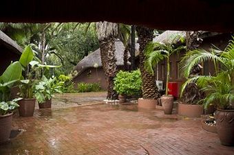 Hotel Cresta Marang Gardens