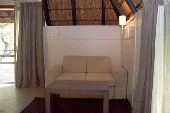 Hotel Cresta Marang Gardens