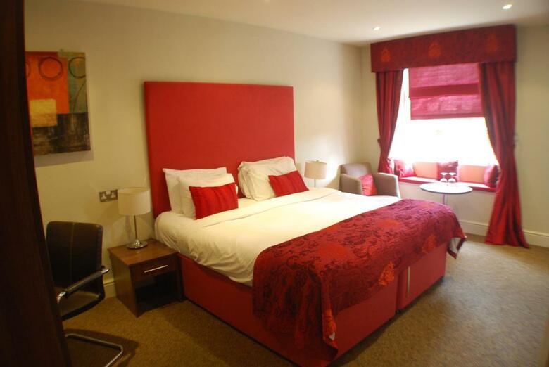 The Salisbury Hotel