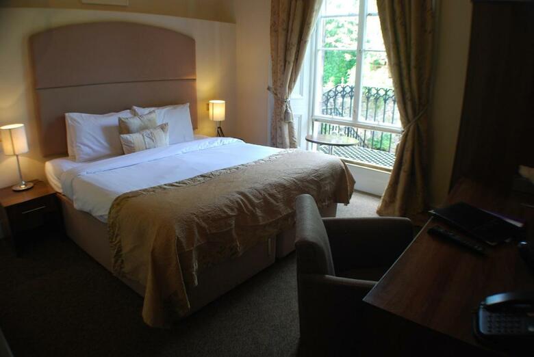The Salisbury Hotel