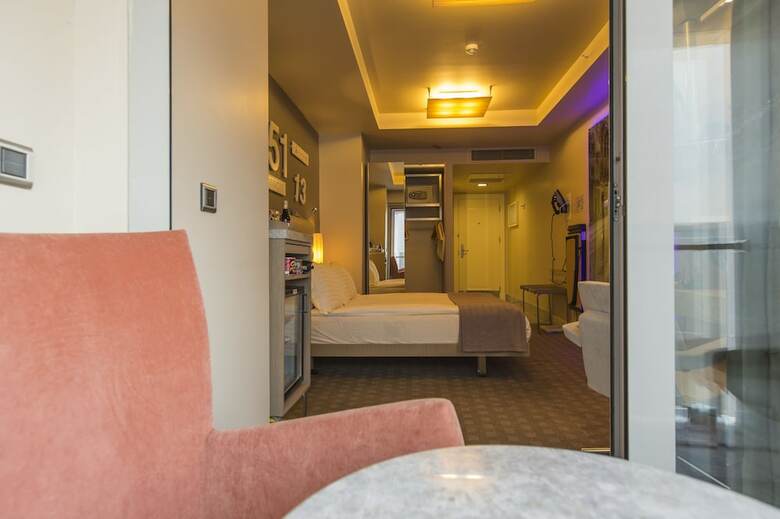 The Peak Hotel