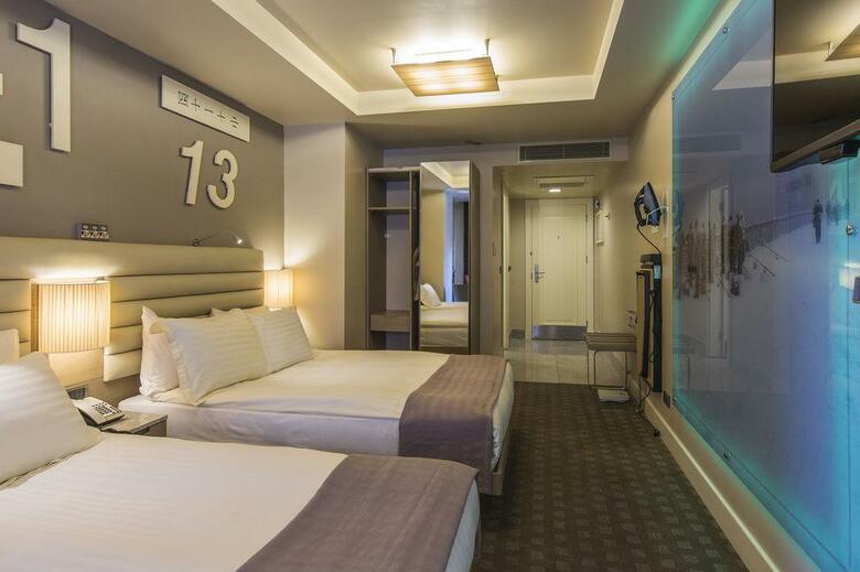 The Peak Hotel