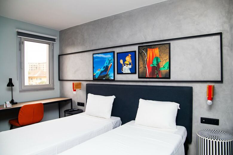 Hotel Ibis Styles Abidjan Plateau
