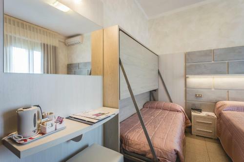 Hotel Deborah