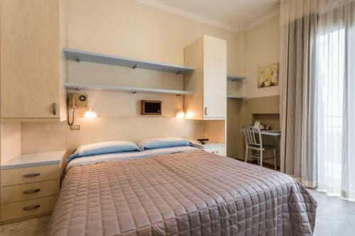 Hotel Deborah