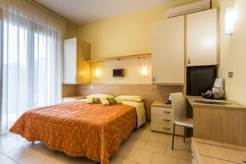 Hotel Deborah