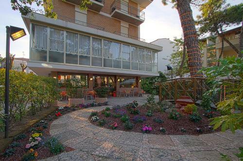 Hotel Deborah