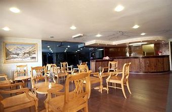 Hotel Pila 2000