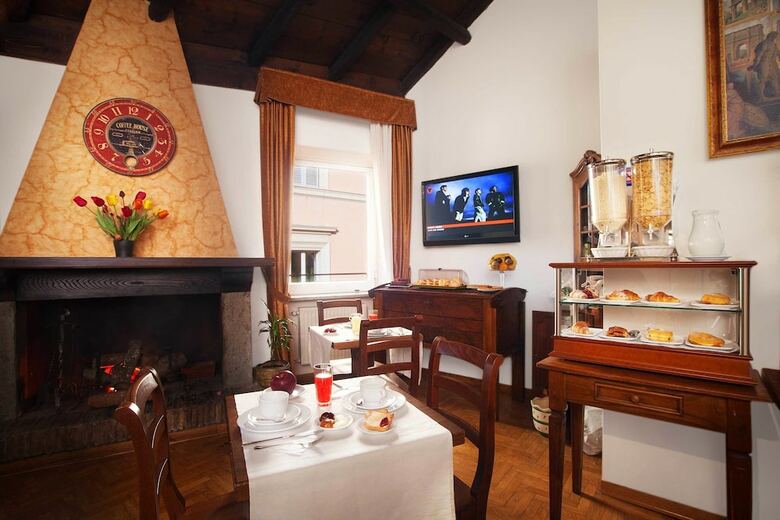 Hotel Pantheon Inn