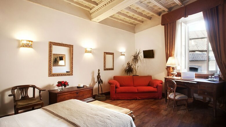 Hotel Pantheon Inn