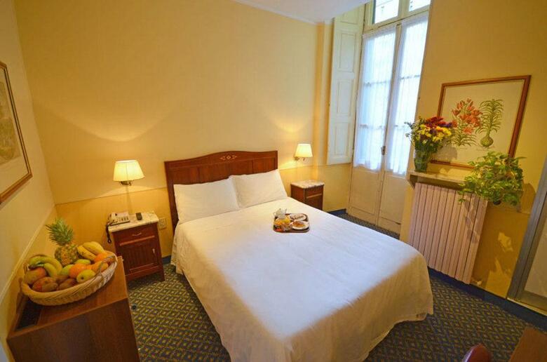 Hotel Roma E Rocca Cavour