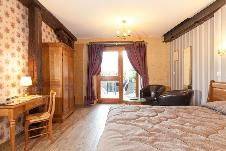Hotel De La Cloche