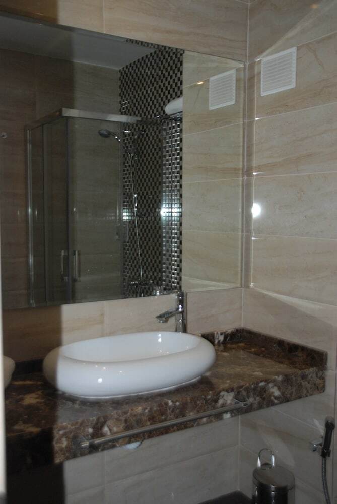 Hotel A44