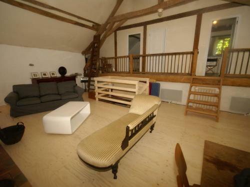 Tastefully Quiet Cottage In The Morvan, In Saint-germain-des-champs