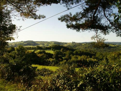Tastefully Quiet Cottage In The Morvan, In Saint-germain-des-champs