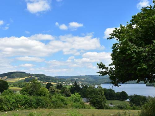 Tastefully Quiet Cottage In The Morvan, In Saint-germain-des-champs