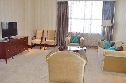Hotel President Walmont At Umodzi Park