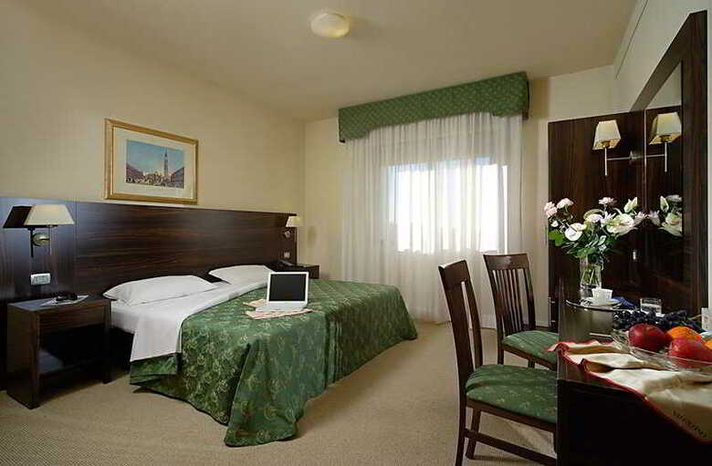 Hotel Delfino