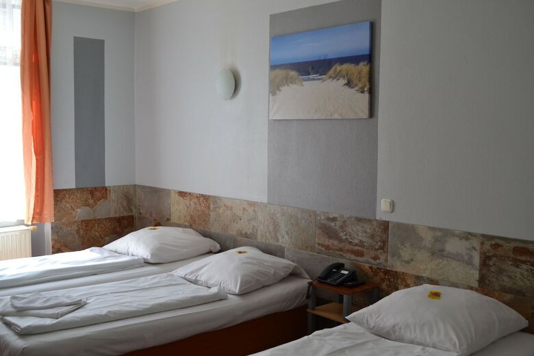 Angel Hotel
