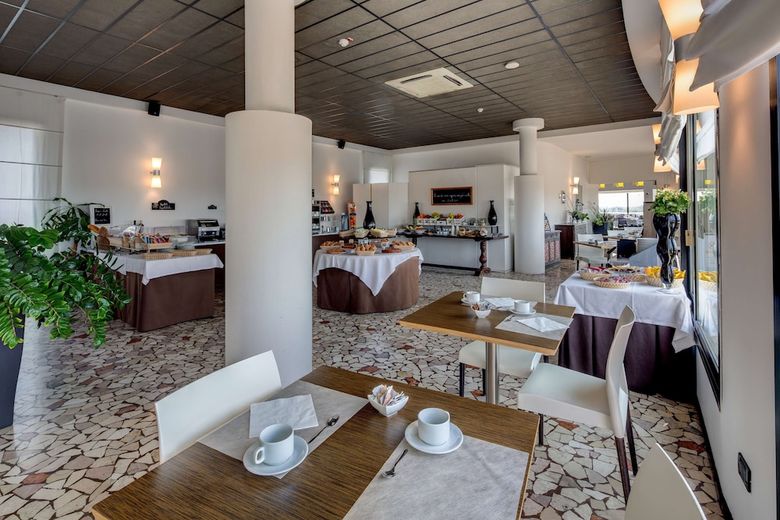 Hotel Biri