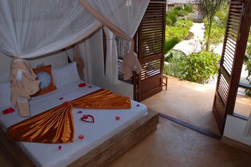 Hotel Sunshine Marine Lodge