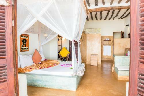 Hotel Sunshine Marine Lodge