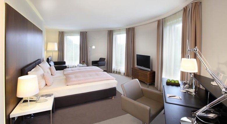 Lindner Hotel Airport