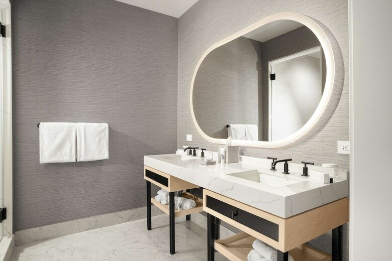 Virgin Hotels Las Vegas, Curio Collection By Hilton