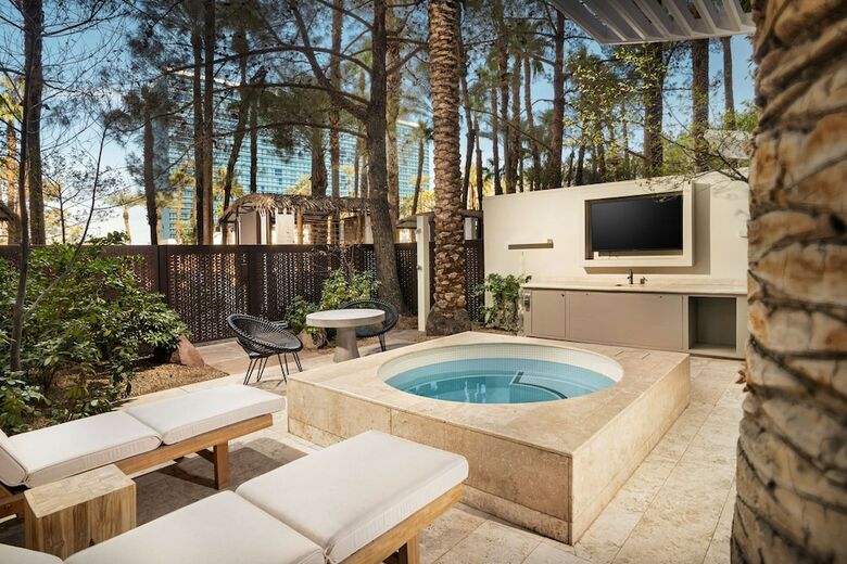 Virgin Hotels Las Vegas, Curio Collection By Hilton