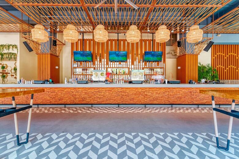 Virgin Hotels Las Vegas, Curio Collection By Hilton