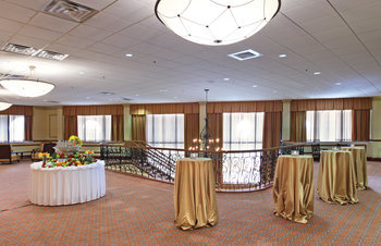 Hotel Crowne Plaza Dallas Market Center