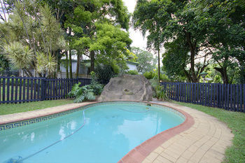 Hostal Eagles Nest Guesthouse